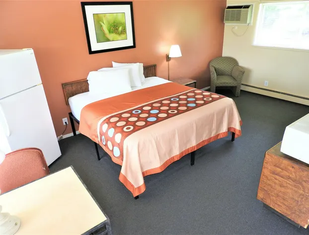 Country Meadow inn hotel detail image 4