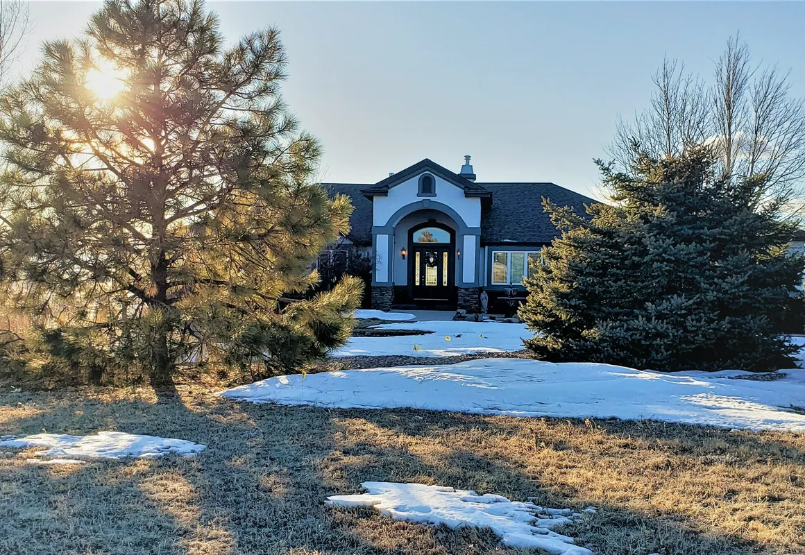 Peak Valley Manor, a Modern Farmhouse hotel hero