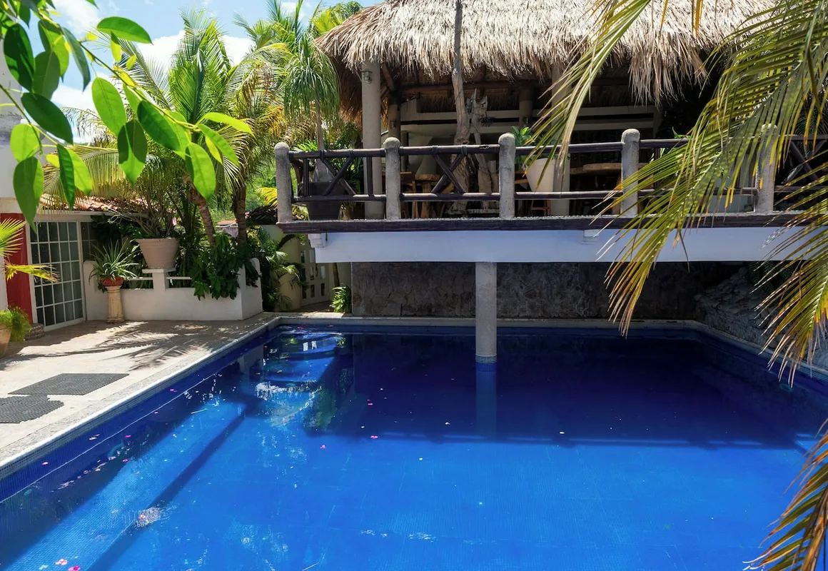 Hotel Coyula Huatulco hotel hero