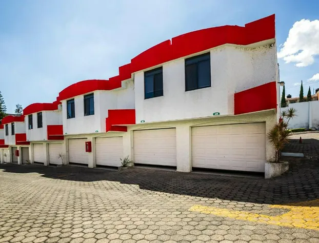 Capital O Hotel Casa Blanca, Morelia hotel detail image 1