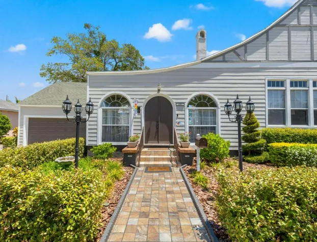 The Kenwood Gables Boutique Bed & Breakfast hotel detail image 2