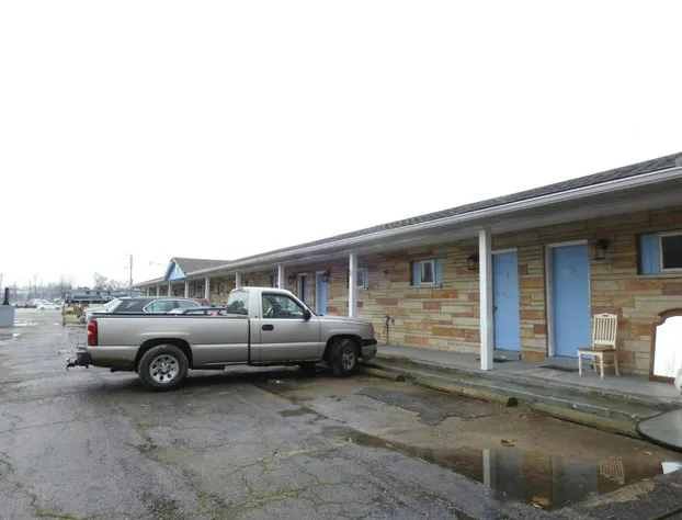Lawrenceburg Motel hotel detail image 3