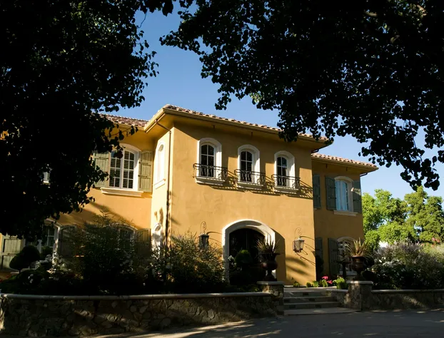 Villa Arden Hills hotel detail image 4