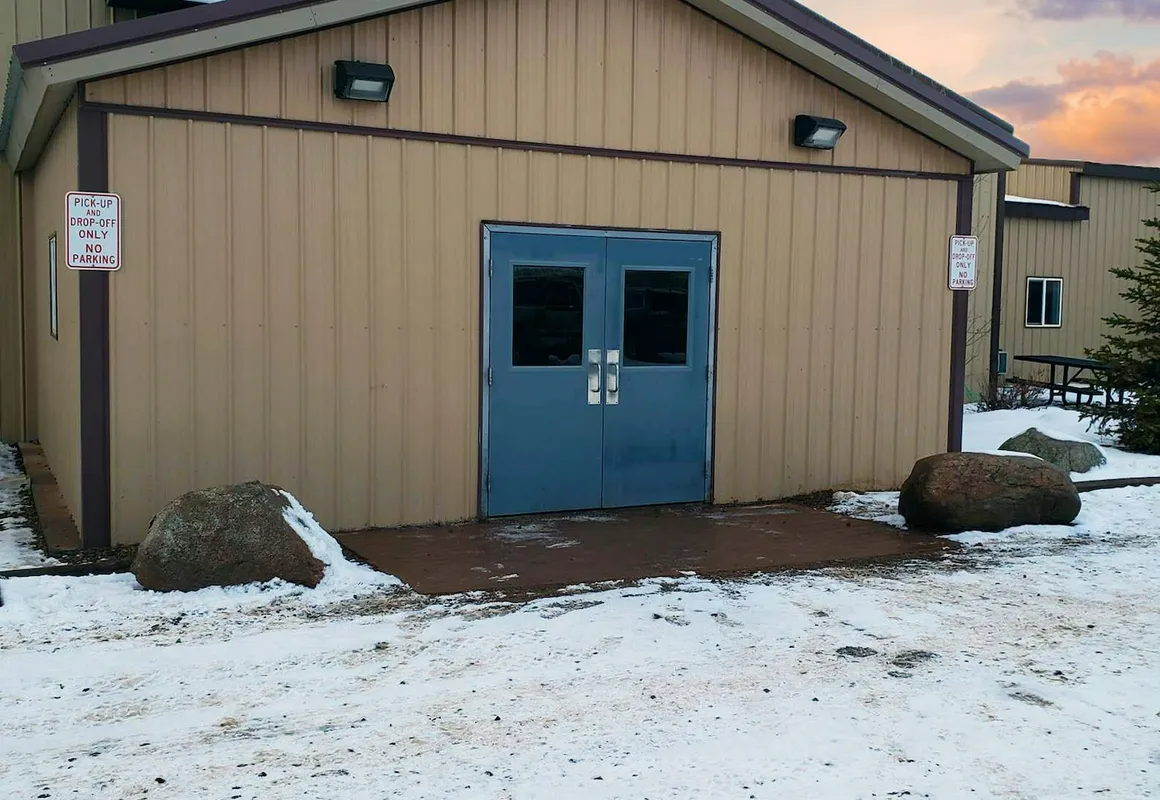 Target Hospitality-Watford City Lodge hotel hero