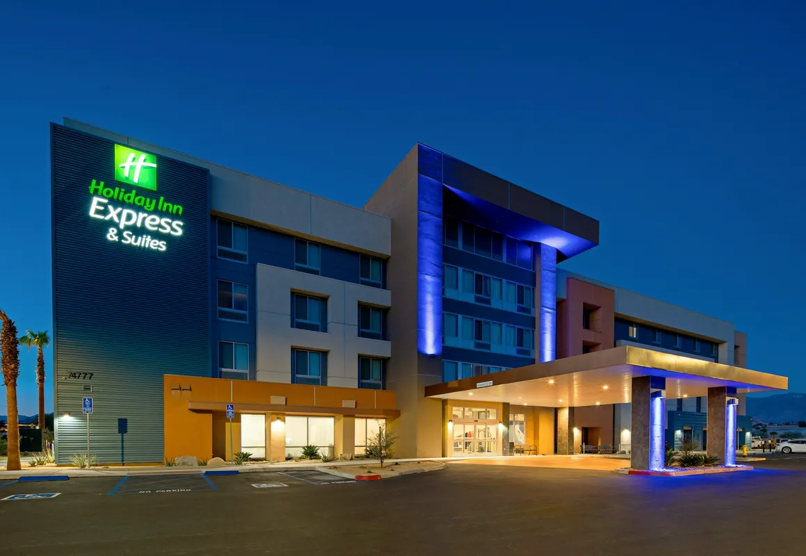 Holiday Inn Express & Suites Palm Desert - Millennium by IHG hotel hero