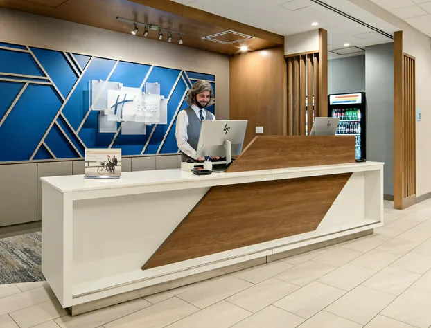 Holiday Inn Express & Suites Palm Desert - Millennium by IHG hotel detail image 2