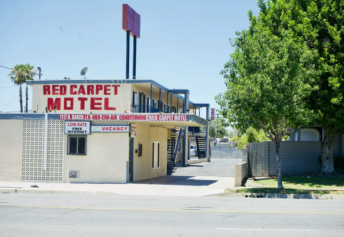 Red Carpet Motel hotel hero