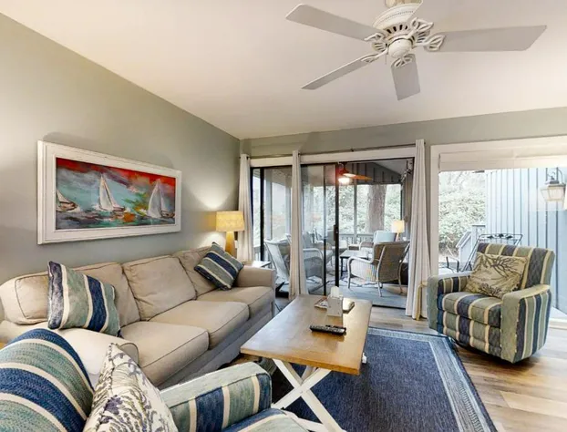 Hickory Cove 8 hotel detail image 2