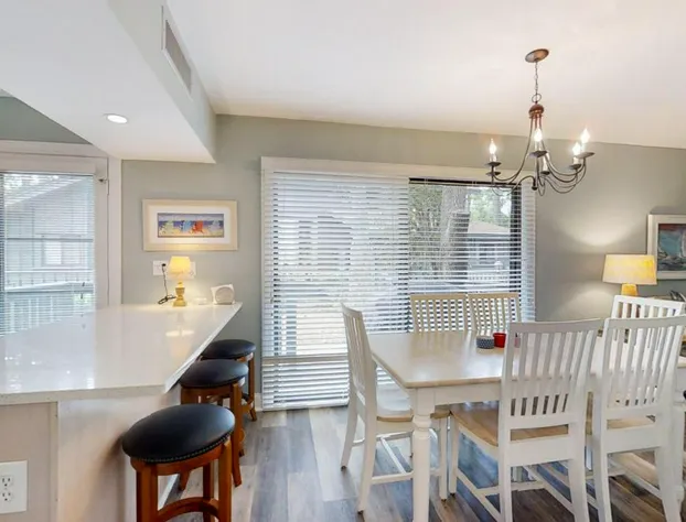 Hickory Cove 8 hotel detail image 3