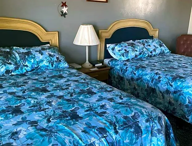 Hometown Inn hotel detail image 4