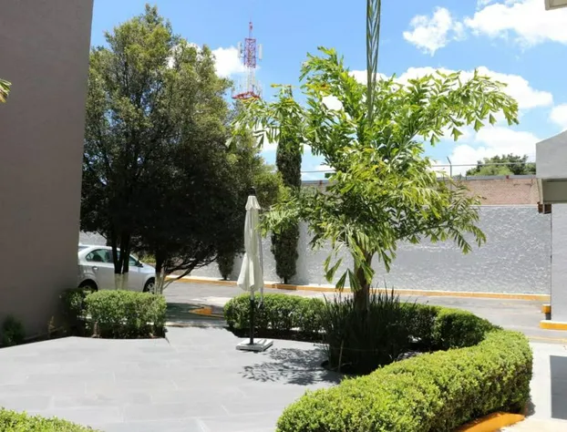 Cypres Hotel & Suites hotel detail image 1