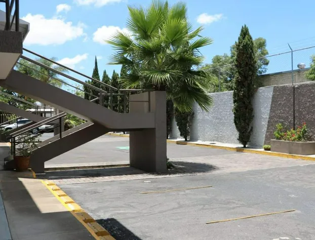 Cypres Hotel & Suites hotel detail image 3