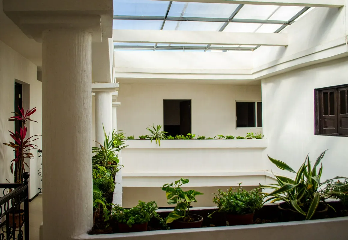 Estacion Alameda hotel hero