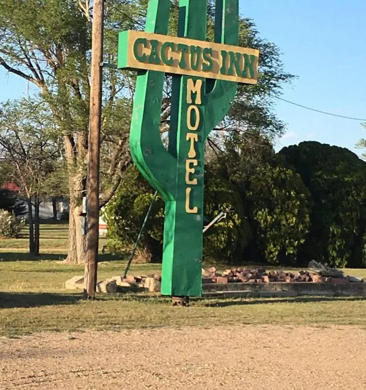 Cactus Inn hotel hero