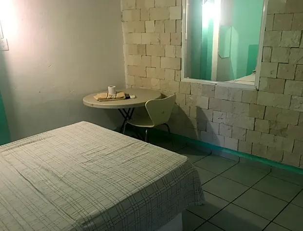 OYO Hotel El Paraiso hotel detail image 3