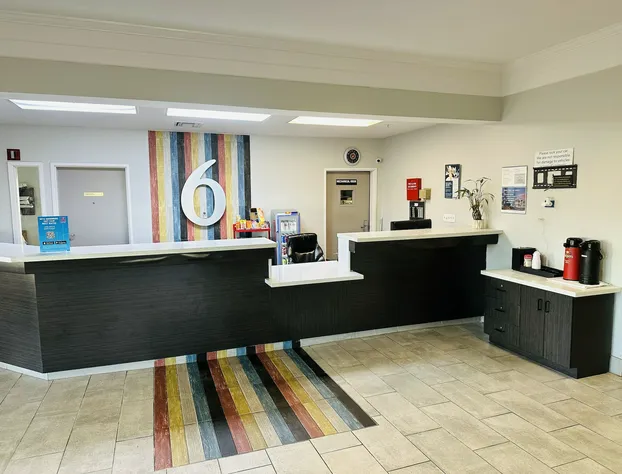 Motel 6 Mobile, AL – Airport Blvd hotel detail image 3