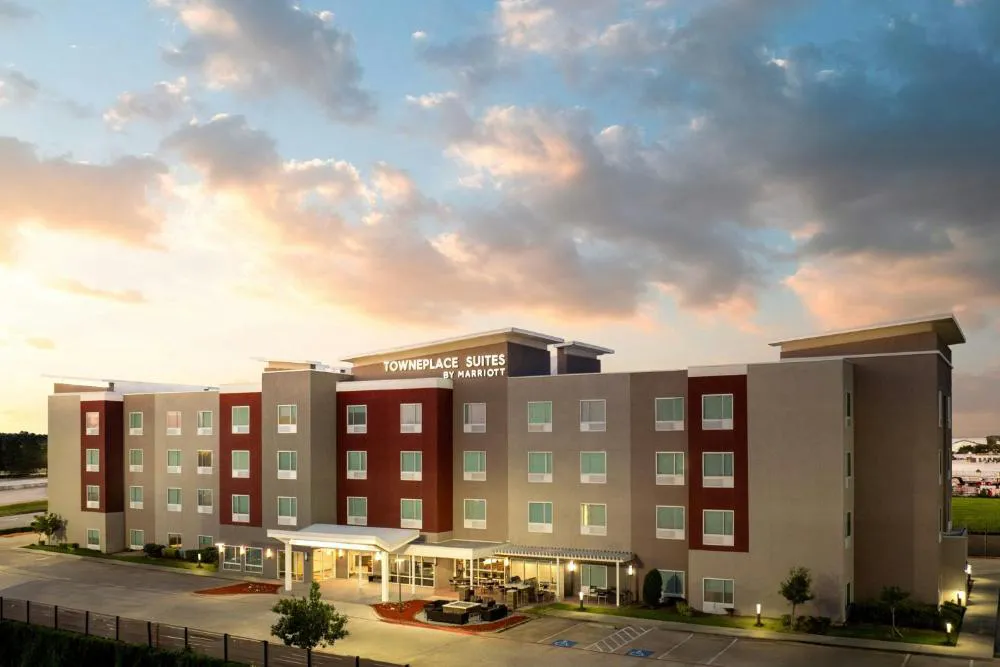 Towneplace Suites Houston Hobby Airport hotel hero