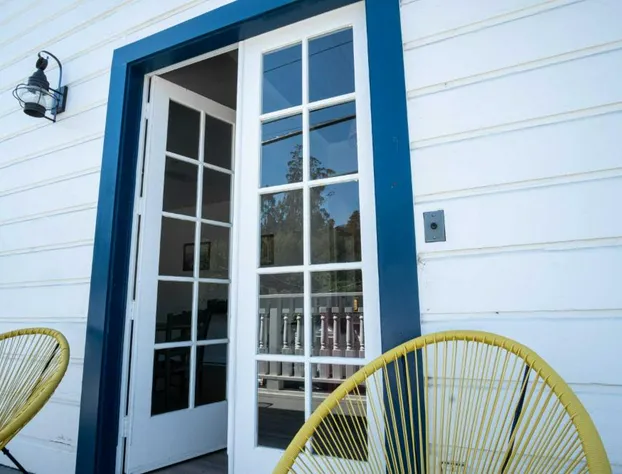 Smiley's Saloon & Hotel hotel detail image 2