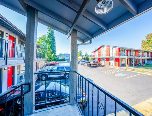 Rama Inn Motel and RV Park hotel detail image 4