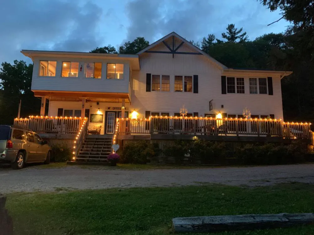 Little Hawk Resort & Marina hotel hero