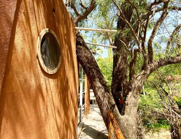 El Barco hotel detail image 4