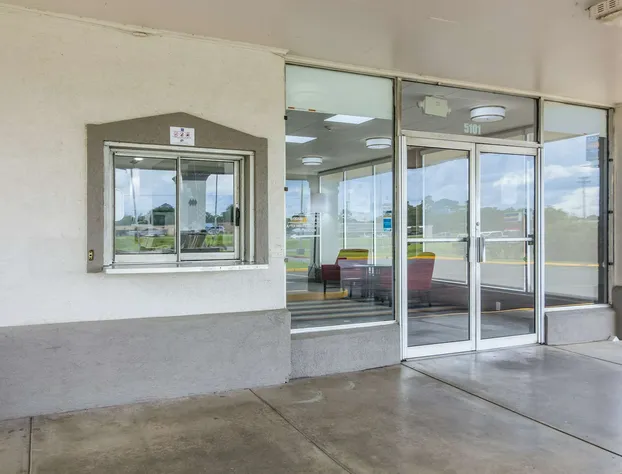 Motel 6 Groves, TX hotel detail image 2