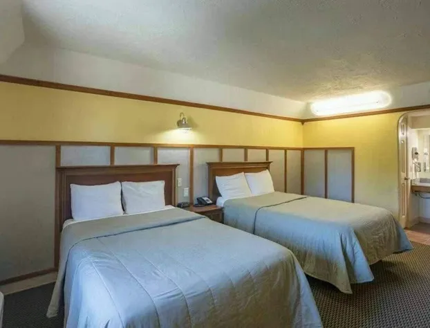 BO HOTEL (Canadian Courts) hotel detail image 3