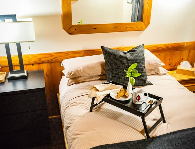 Haida House at Tllaal hotel detail image 2