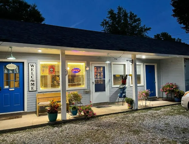 Mountain View Guest Motel hotel detail image 1