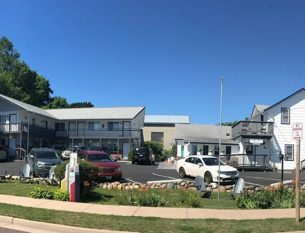 Harbor's Edge Motel hotel detail image 4