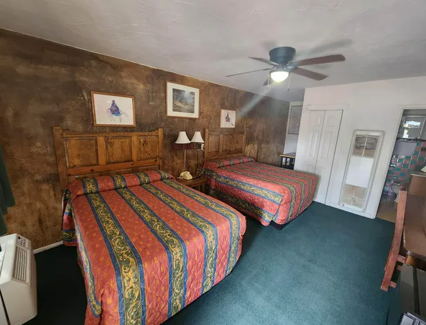 Smokey Bear Motel hotel detail image 4