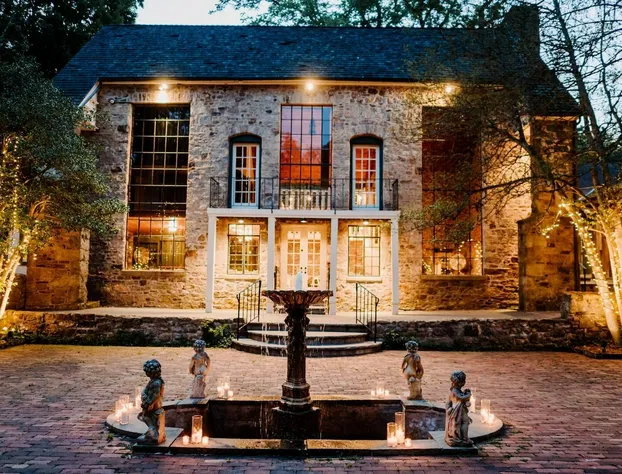 HollyHedge Estate hotel detail image 1