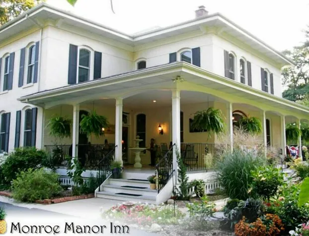 Monroe Manor Inn hotel detail image 3