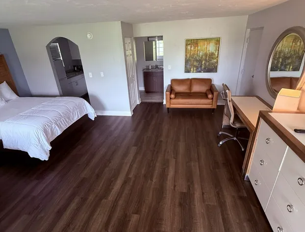 Roland Martin Marina and Resort hotel detail image 4