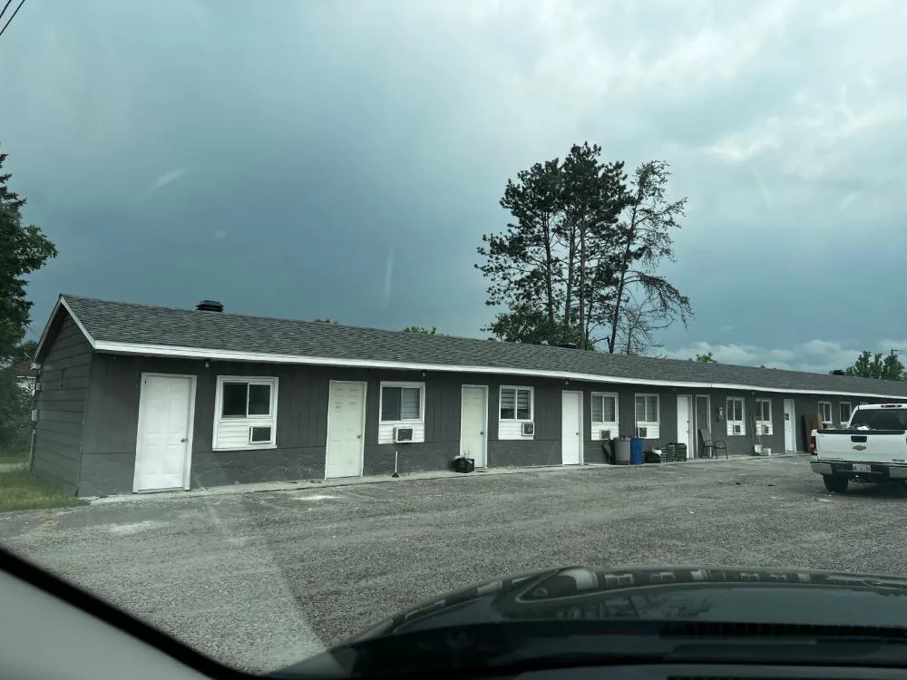 Marshall Motel hotel hero