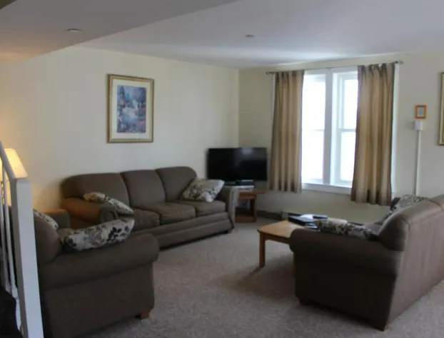 Town Square Condos hotel detail image 4