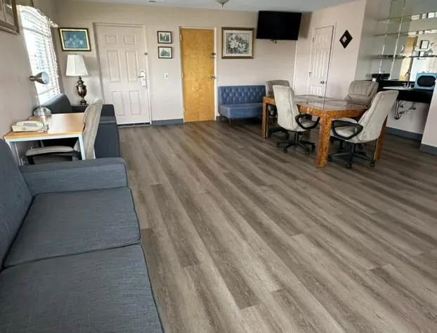 Security inn & suites hotel detail image 4