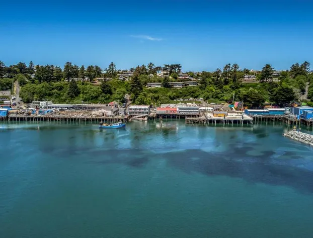 Oceans Edge - Anchor Pier Lodge hotel detail image 3