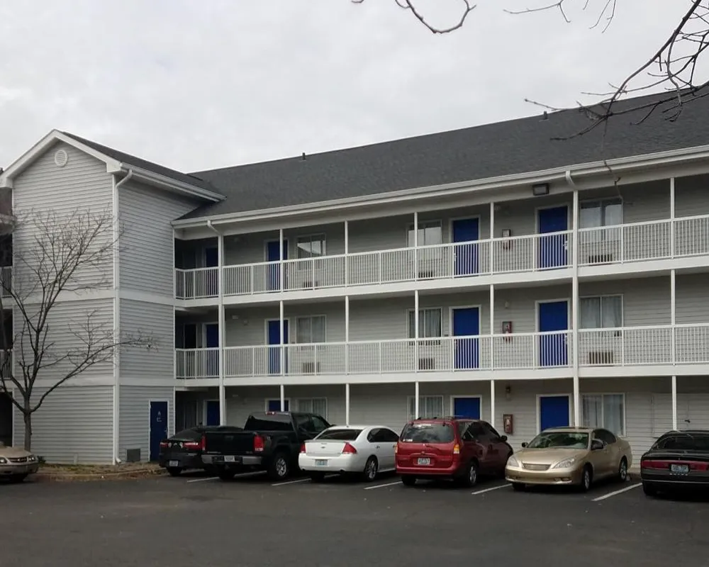 InTown Suites Extended Stay Louisville KY - Airport hotel hero