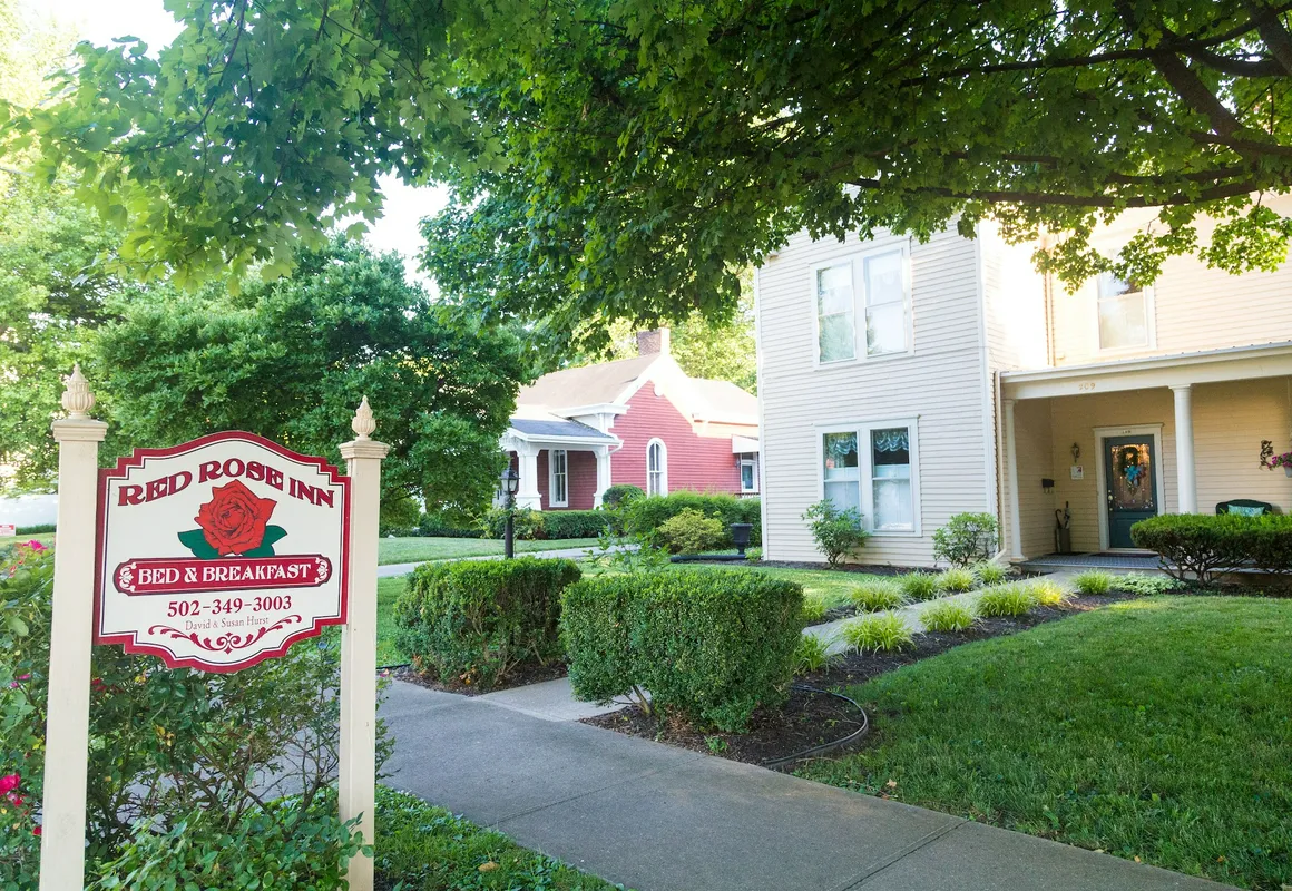 Red Rose Inn Bed & Breakfast hotel hero