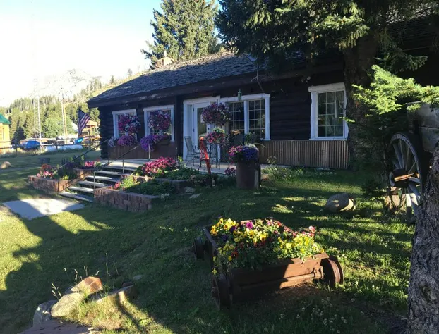 Antlers Lodge hotel detail image 2