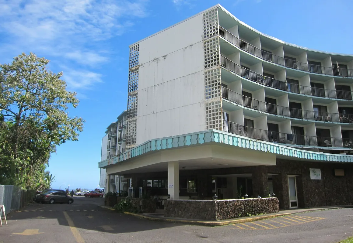 Hilo Bay Hotel hotel hero