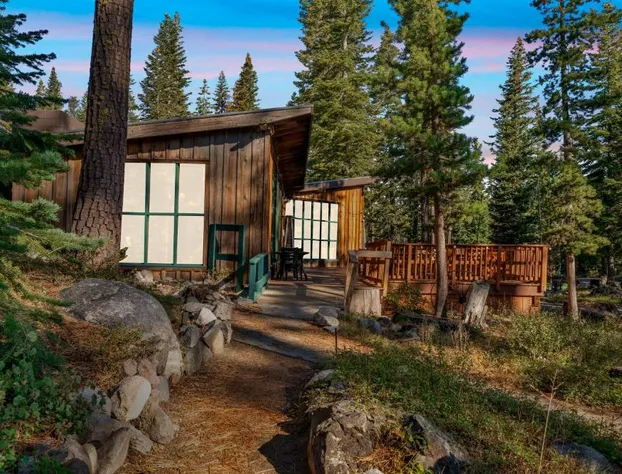 Kit Carson Lodge hotel detail image 4