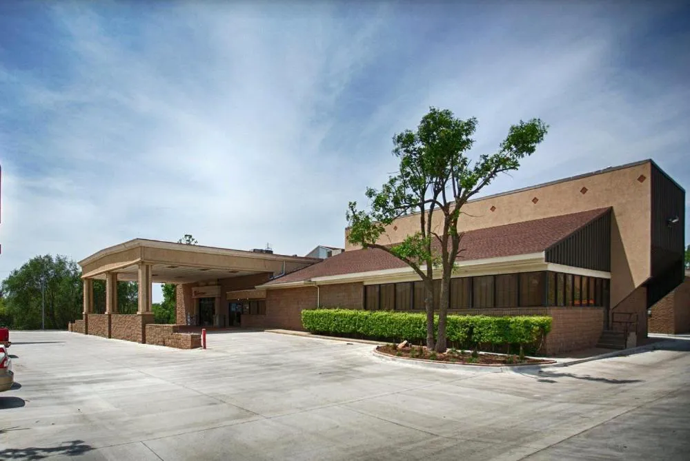 Travelodge by Wyndham Enid hotel hero