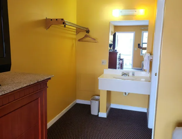 La Center Motel hotel detail image 4