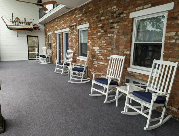 Riverboat Inn and Suites hotel detail image 4