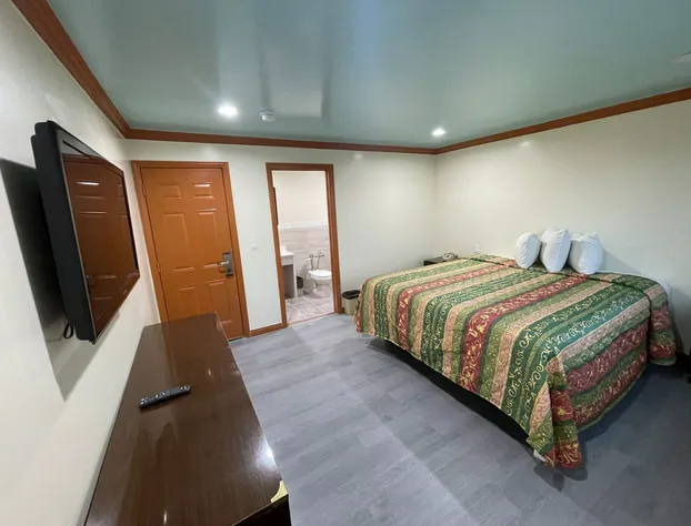 Hilltop Motor Inn hotel detail image 2