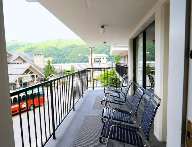 The Gillette hotel detail image 4