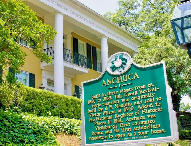 Anchuca Historic Mansion & Inn hotel detail image 1