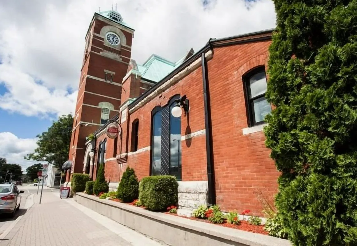 Clocktower Inn hotel hero